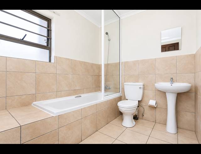 2 BEDROOM APARTMENT FOR SALE IN NORTH RIDING